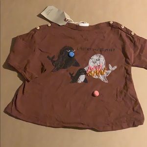 Brown ‘I Adore My Family’ pom pom and yarn T-shirt